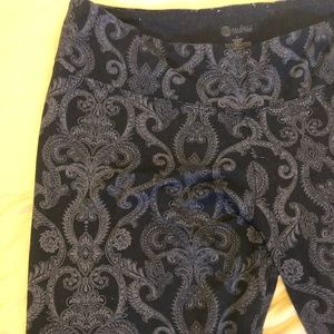 Balance High Waisted Ankle Length Leggings